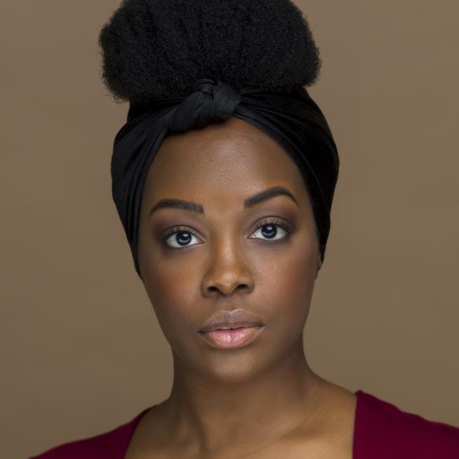 Ernaisja Curry Square